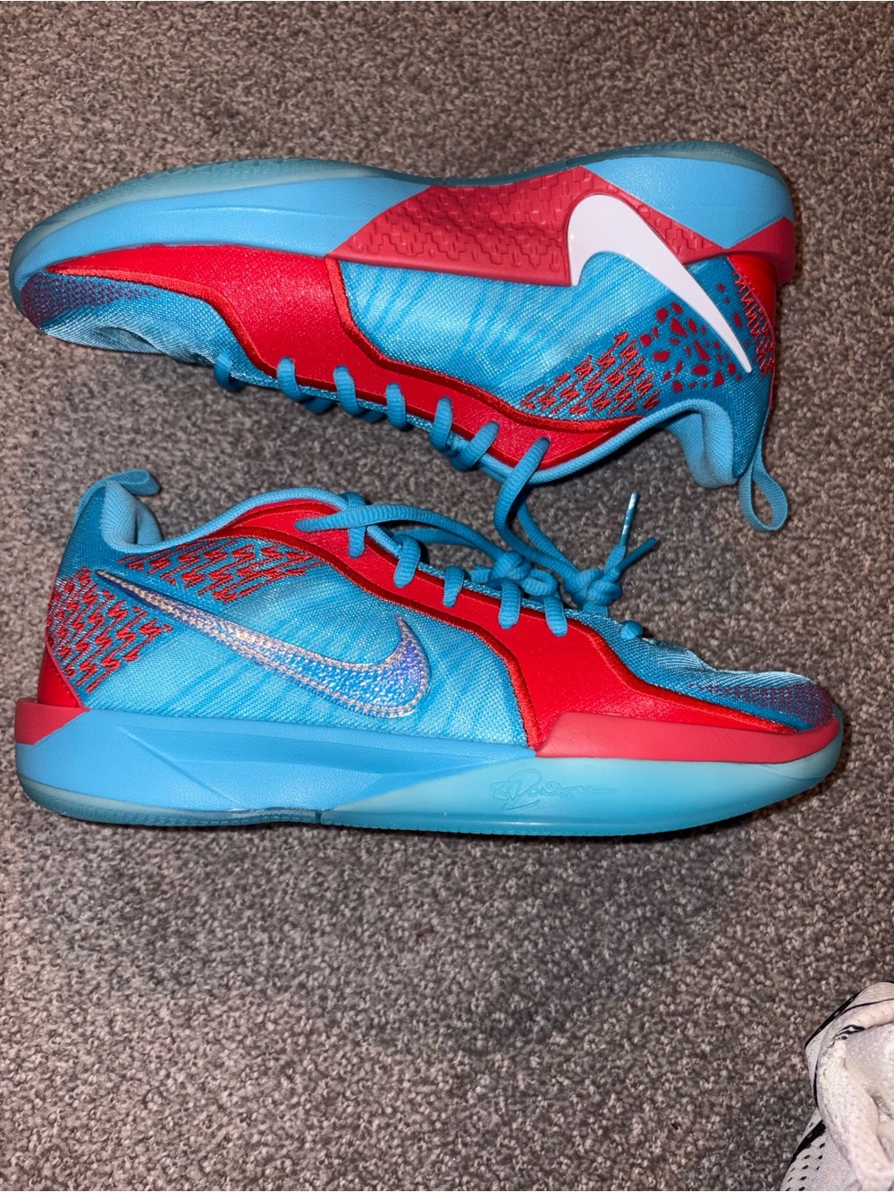Nike Sabrina 2 “Slurpee” size 6y
